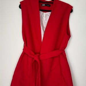 Zara Women's Red Sleeveless Coat